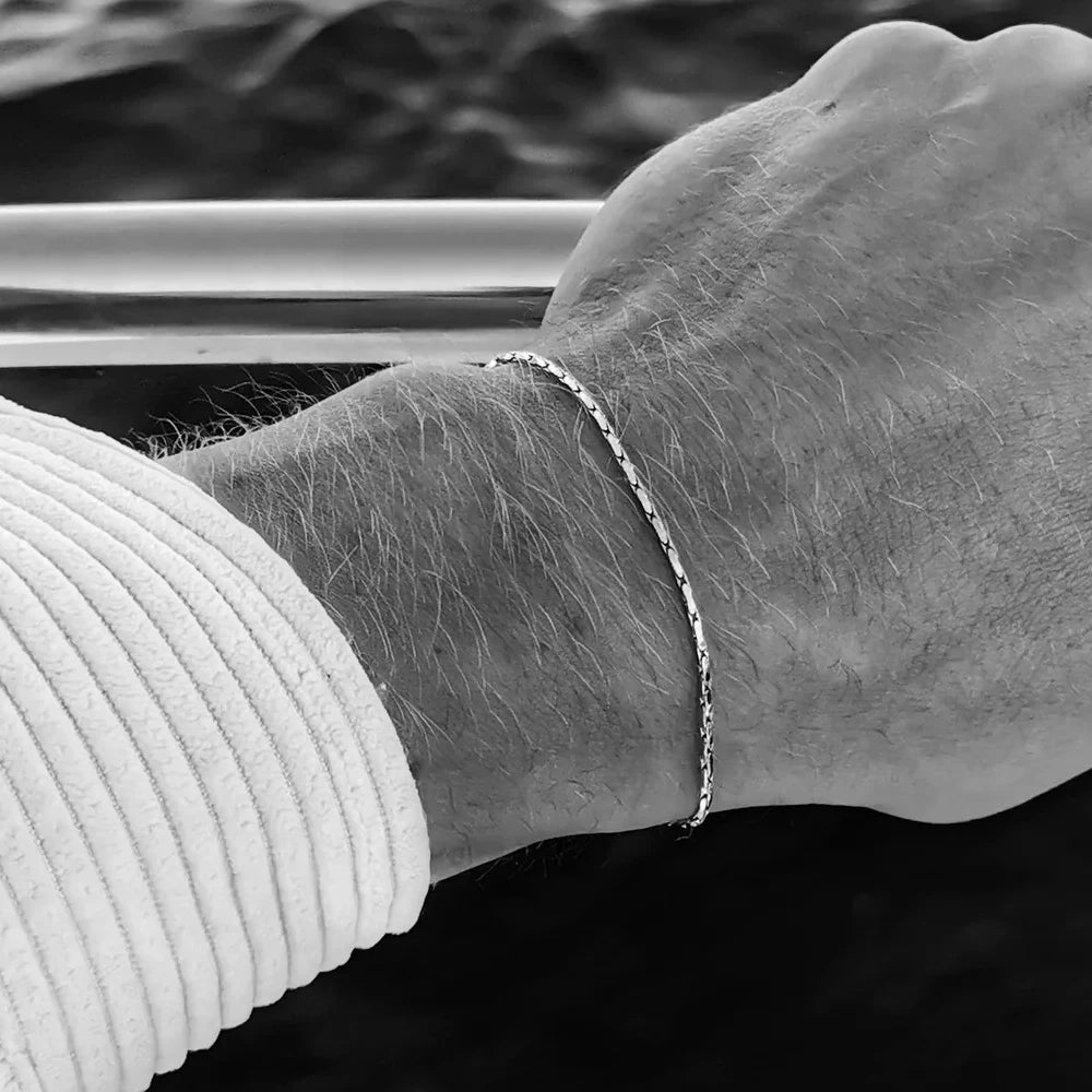 eManco Wire Chain Bracelet Fashion Trend of New Personalized Men's White Gold Bracelet Without Losing Color Wholesale Jewelry