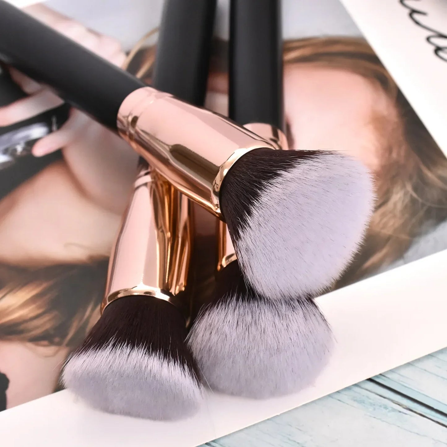 Blending Blush Brush Professional Cosmetic Beauty Makeup Tool
