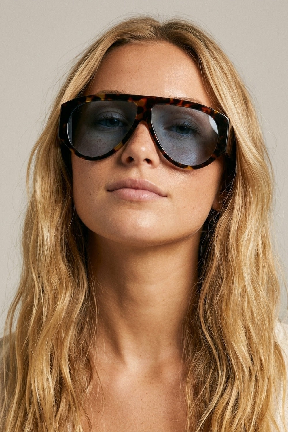 Tortoise Frame Aviator Sunglasses With Blue Lenses