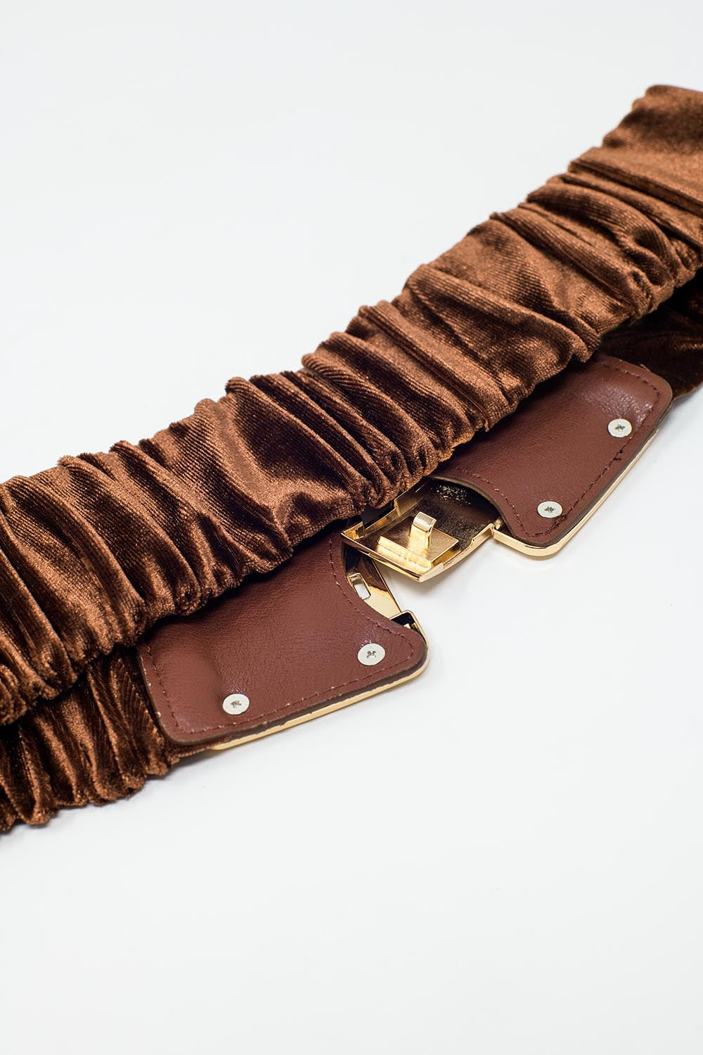 Brown Elastic Velvet Belt With Metal Closure
